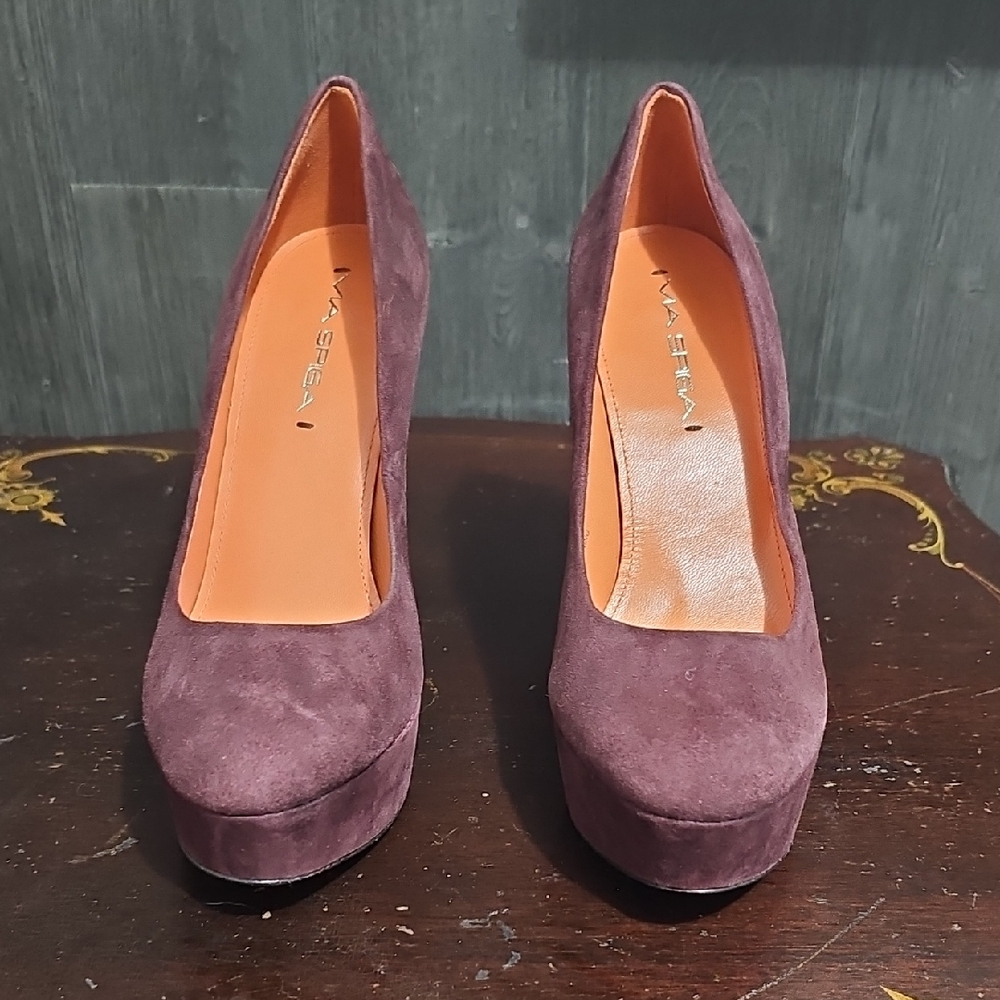 Via Spiga Plum Suede Platform Pumps